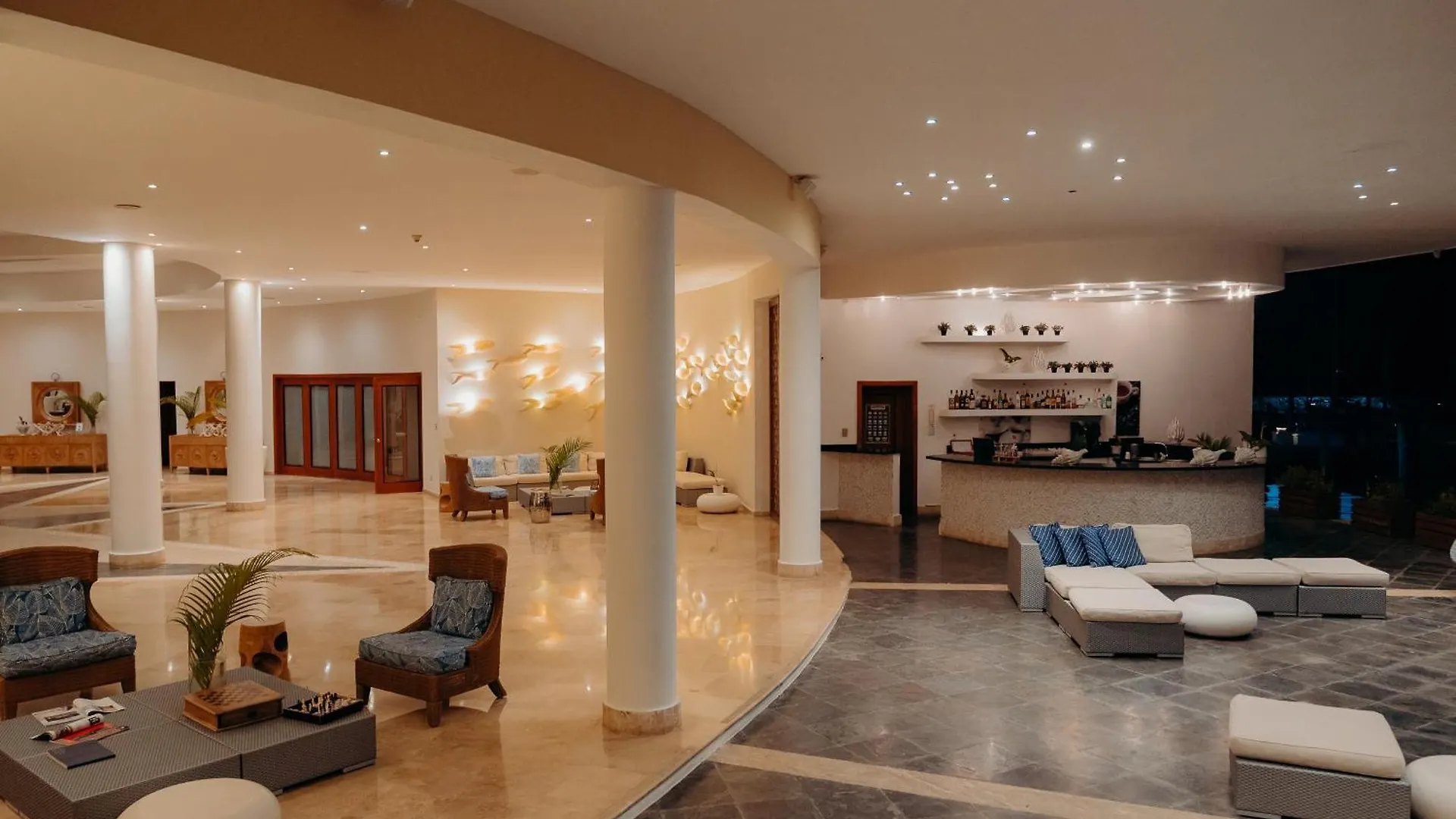 Samana The Bannister Hotel & Yacht Club By Mint