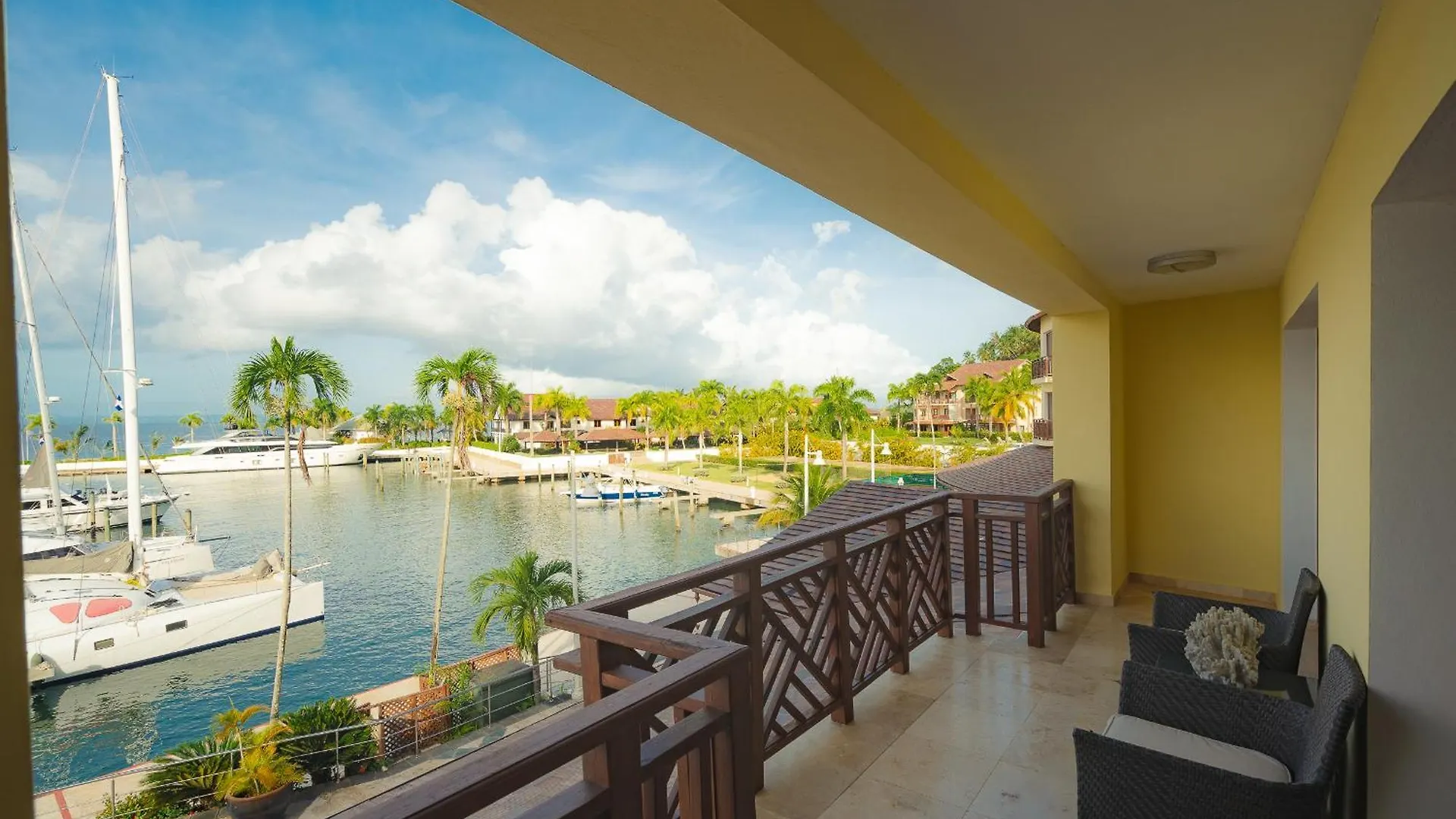 Samana The Bannister Hotel & Yacht Club By Mint