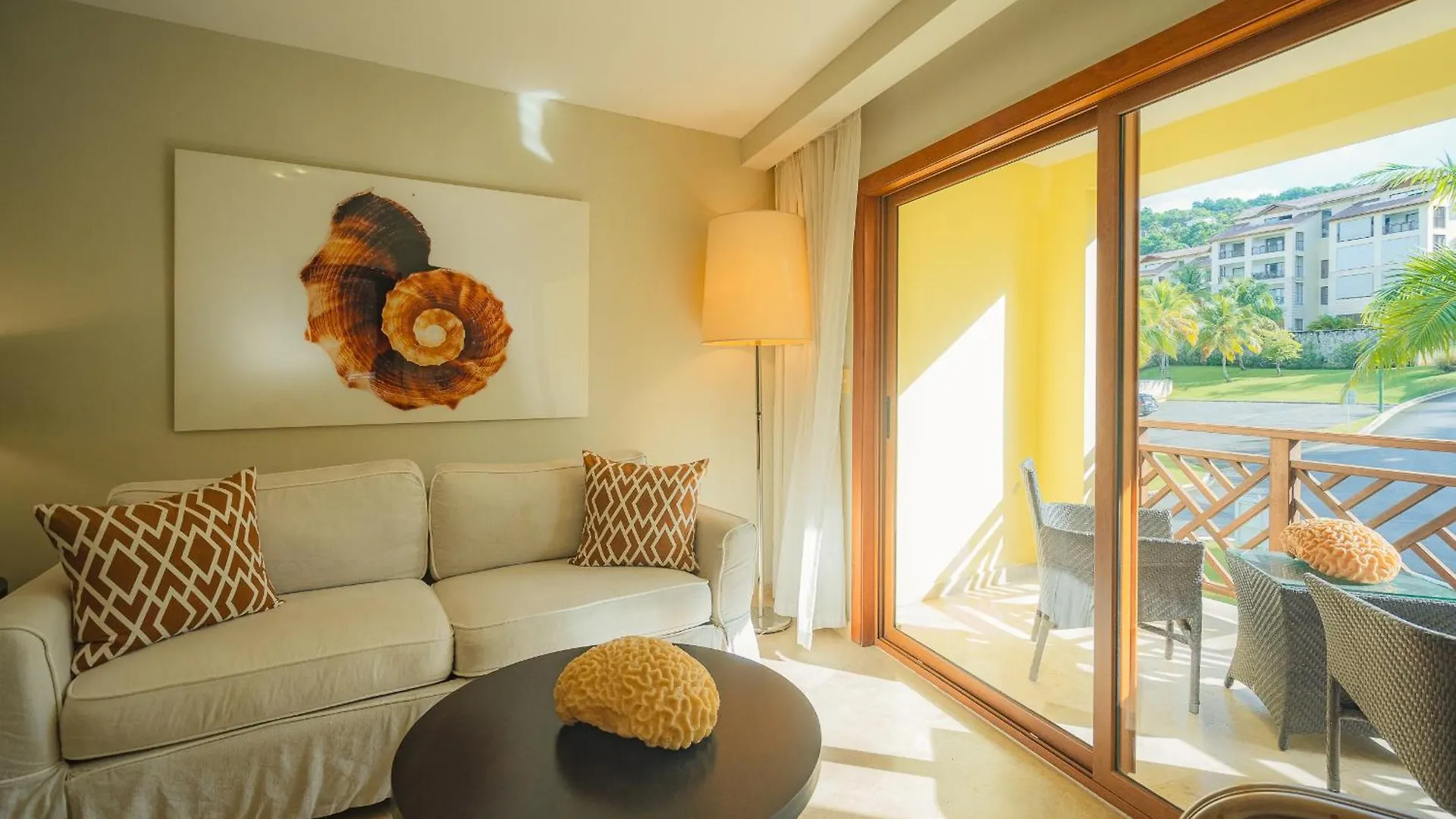Samana The Bannister Hotel & Yacht Club By Mint