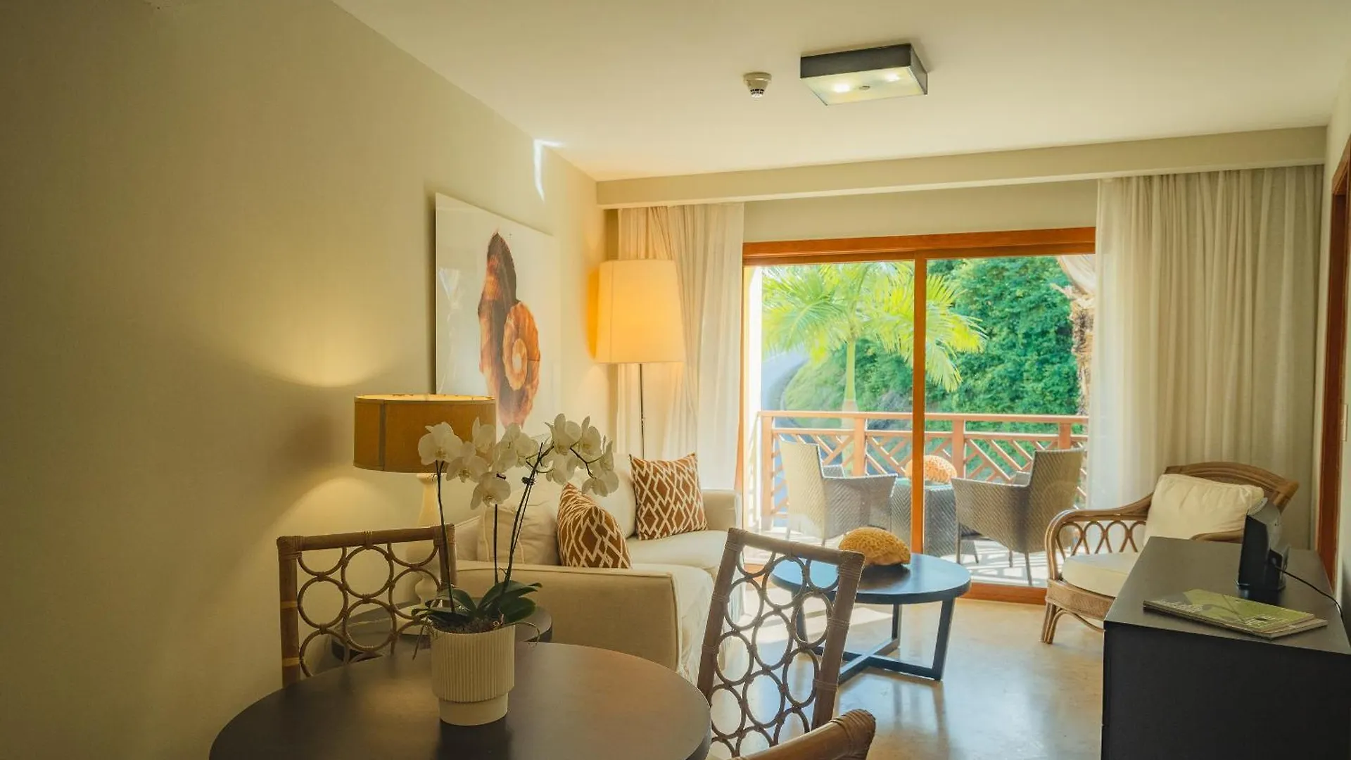 Samana The Bannister Hotel & Yacht Club By Mint