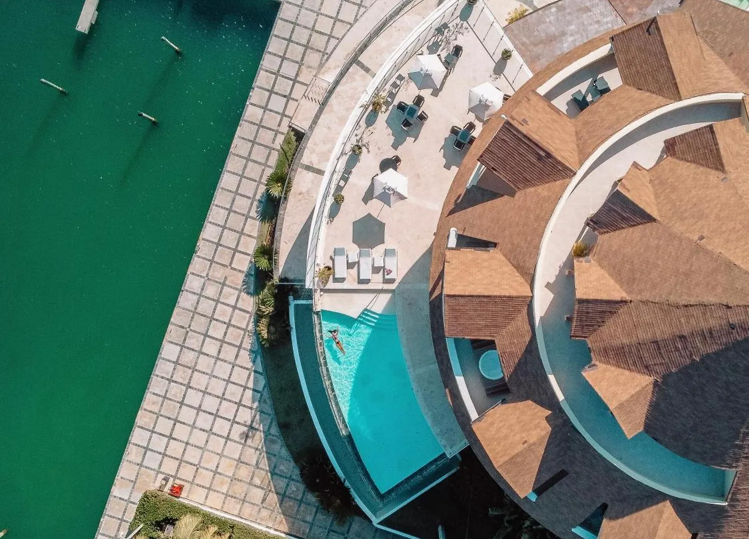 Samana The Bannister Hotel & Yacht Club By Mint הרפובליקה הדומיניקנית